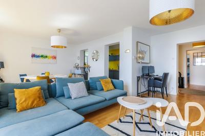 Appartement - 98 m² - 5 pièces