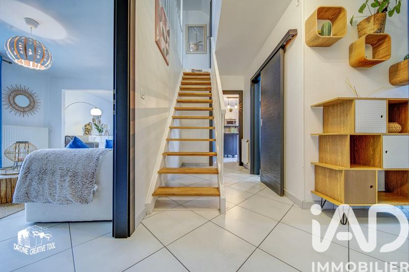 Maison - 110 m² - 5 pièces