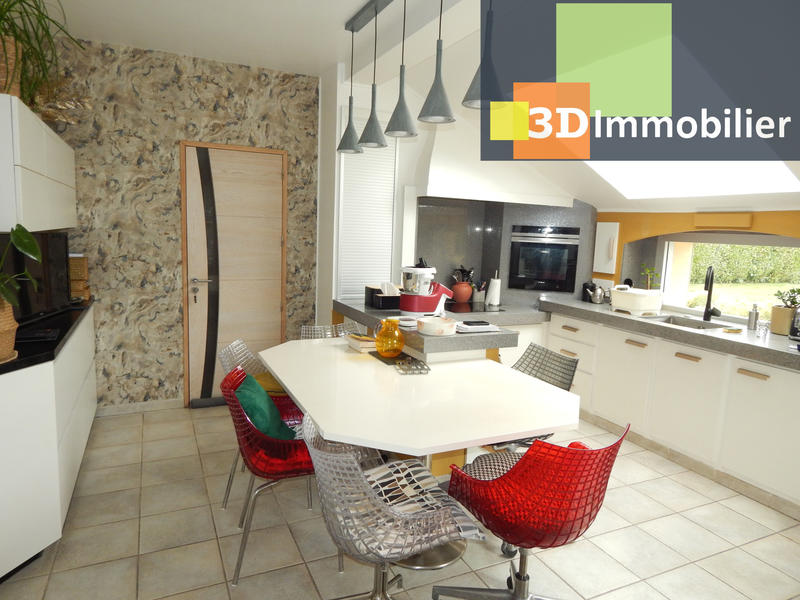 Maison - 147 m² - 8 pièces
