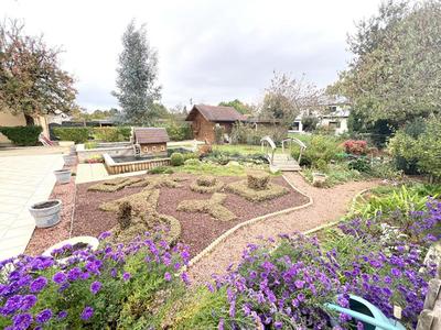 Maison - 197 m² - 7 pièces