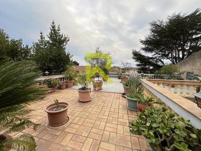 Immeuble - 250 m² - 11 pièces