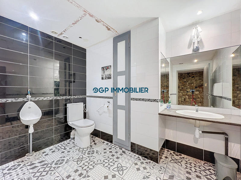 Local d'activités - 500 m²