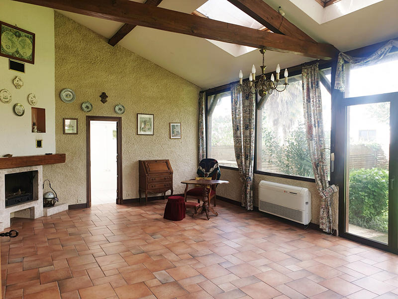 Maison - 200 m² - 10 pièces