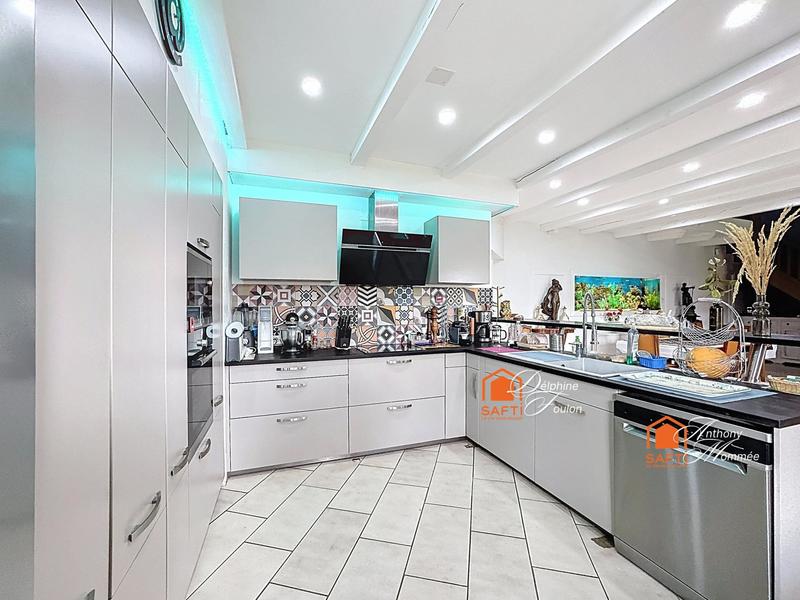 Maison - 165 m² - 5 pièces