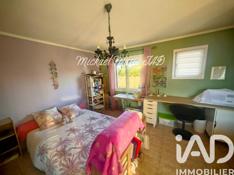 Maison - 180 m² - 7 pièces