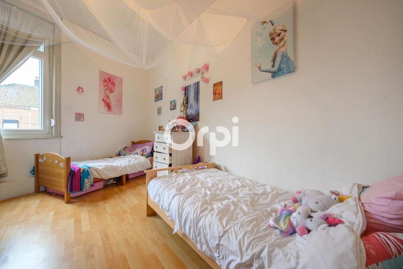 Immeuble - 130 m² - 5 pièces