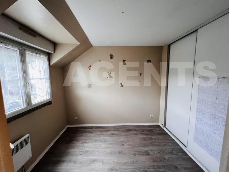 Maison - 91 m² - 5 pièces