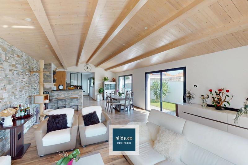 Maison contemporaine - 137 m² - 5 pièces