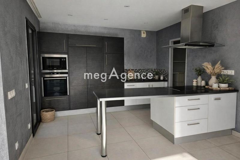 Maison - 130 m² - 7 pièces