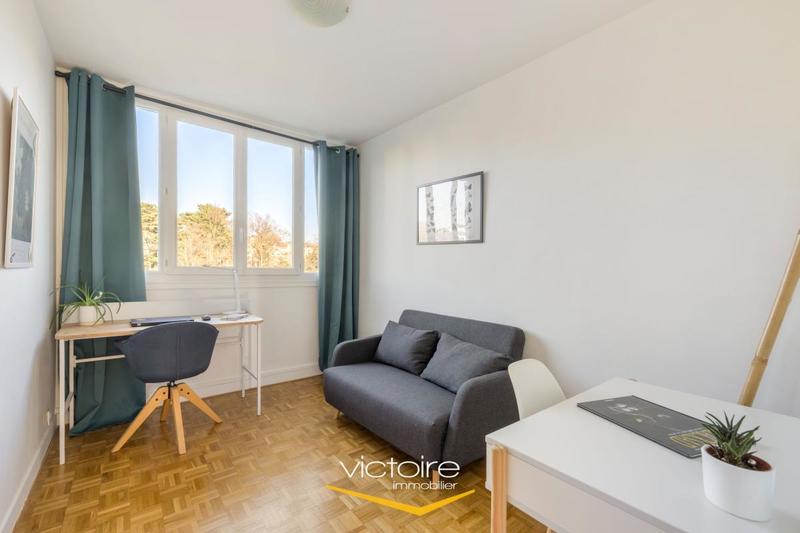 Appartement - 83 m² - 4 pièces