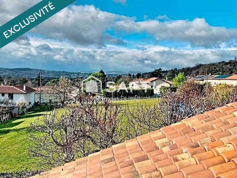 Maison - 230 m² - 7 pièces