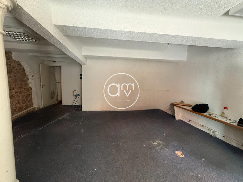 Local commercial - 48 m² - 2 pièces