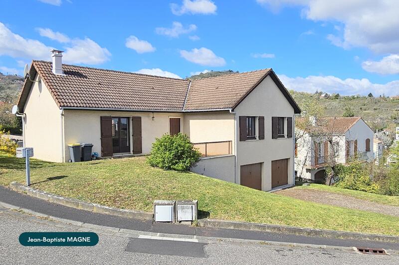 Maison - 140 m² - 6 pièces