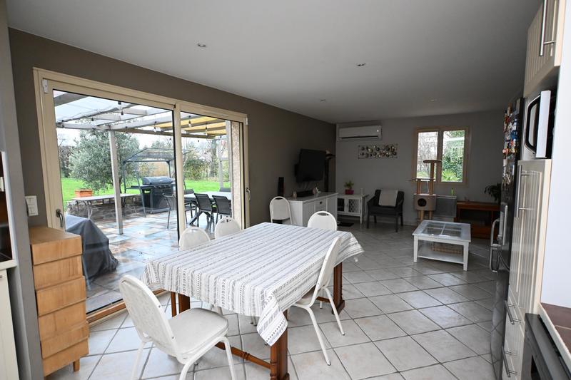 Maison - 99 m² - 6 pièces