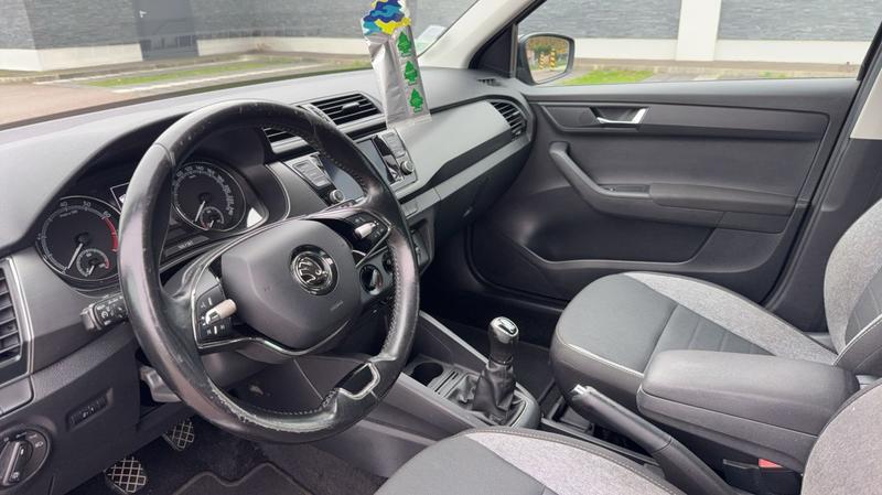 Skoda Fabia 1.0 Mpi 60.0 Drive 125 Ans