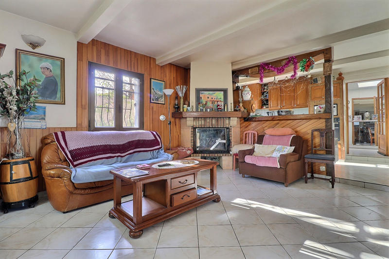 Maison - 130 m² - 5 pièces