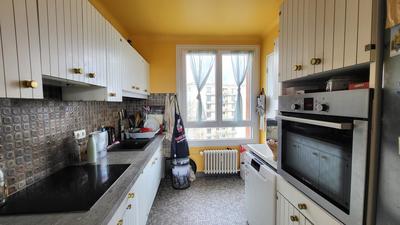 Appartement - 85 m² - 4 pièces