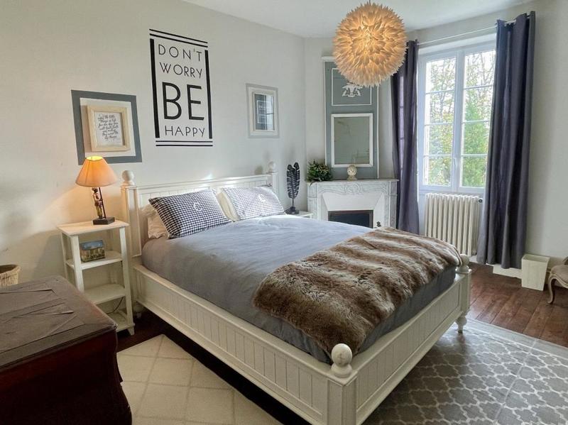 Maison de maîtres - 247 m² - 7 pièces