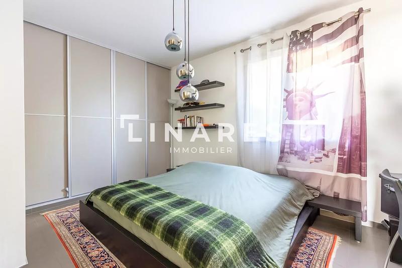 Appartement - 95 m² - 4 pièces