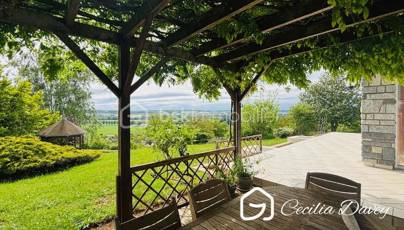 Villa - 210 m² - 7 pièces