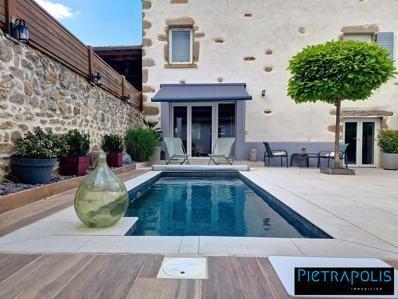 Maison ancienne - 181 m² - 7 pièces