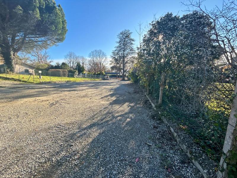 Terrain - 1 183 m²