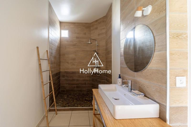 Maison ancienne - 172 m² - 6 pièces