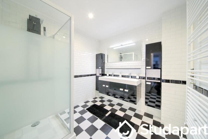 Chambre - 12 m² - 1 pièce