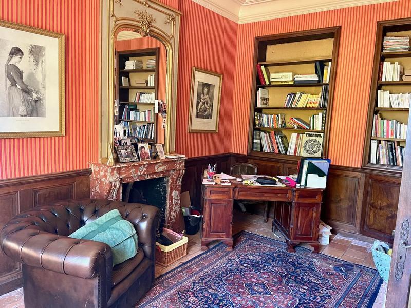 Maison - 253 m² - 8 pièces