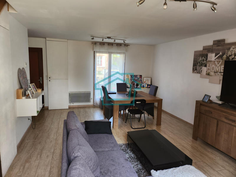 Maison - 74 m² - 5 pièces