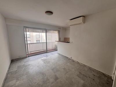 Appartement - 28 m² - 1 pièce