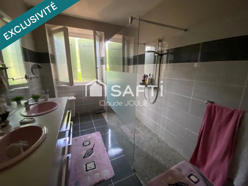 Maison - 209 m² - 7 pièces