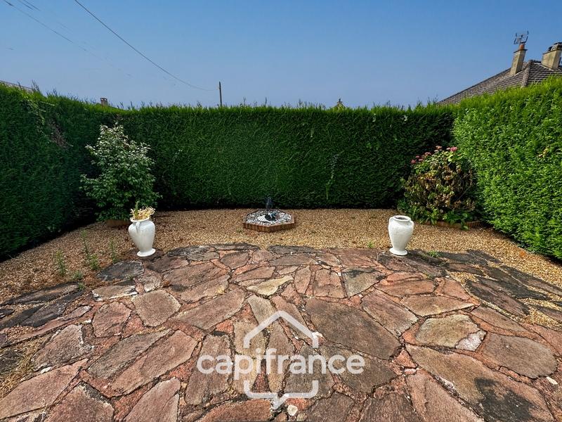 Maison - 151 m² - 8 pièces