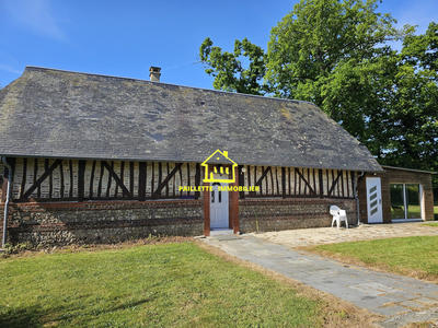 Maison - 1 000 m² - 30 pièces