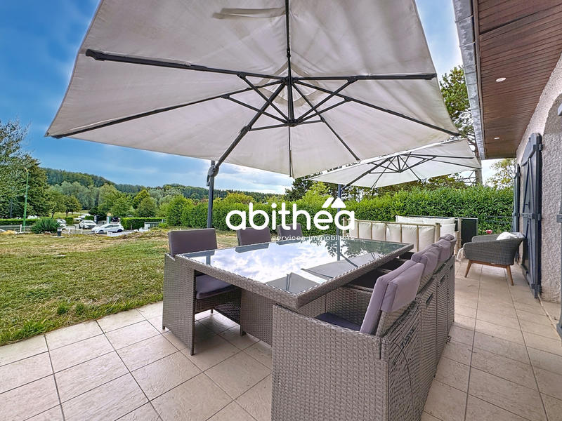 Maison - 164 m² - 9 pièces