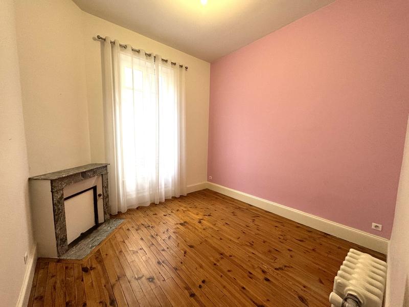 Appartement - 200 m² - 7 pièces