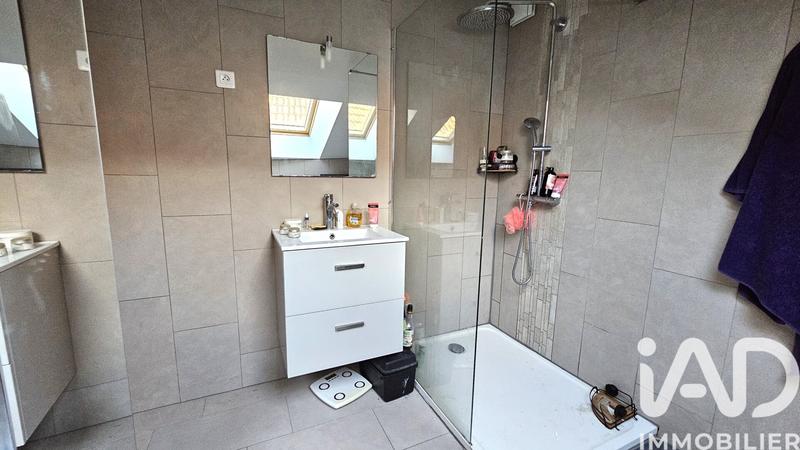 Maison - 144 m² - 7 pièces