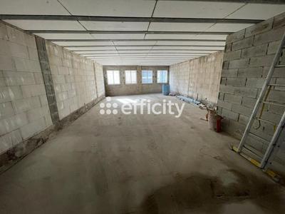 Bureau - 186 m² - 2 pièces