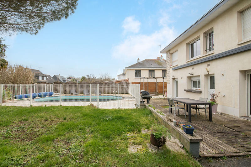 Maison - 136 m² - 6 pièces