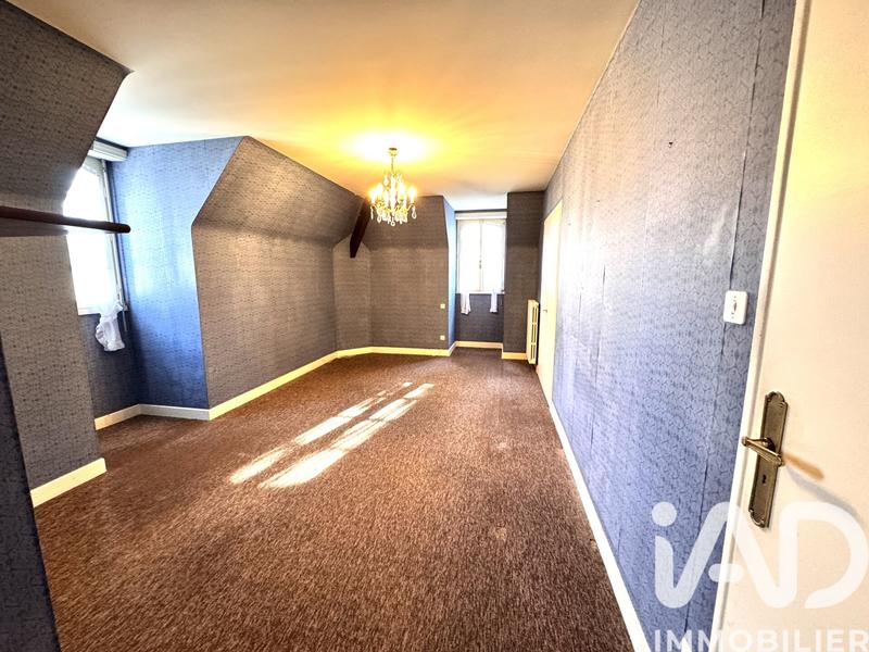 Maison - 316 m² - 8 pièces