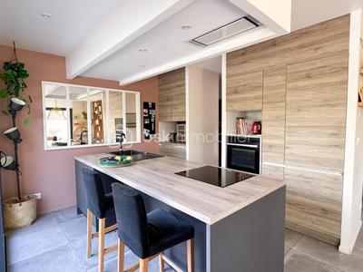 Maison - 100 m² - 5 pièces