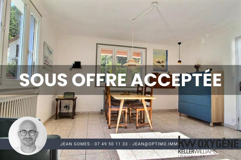 Maison - 178 m² - 10 pièces