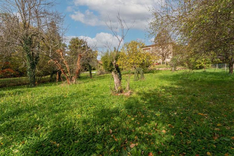 Maison - 264 m² - 11 pièces