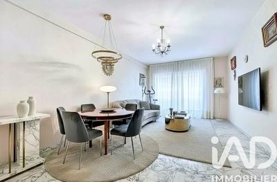 Appartement - 60 m² - 2 pièces