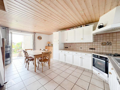 Maison - 200 m² - 6 pièces