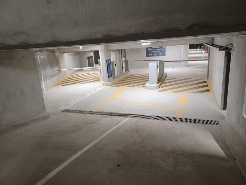 Parking - 14 m²