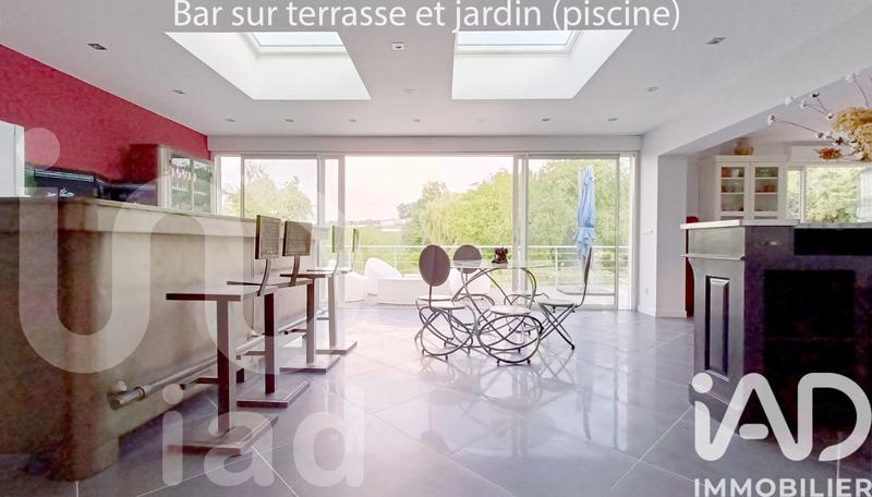 Maison de maîtres - 275 m² - 8 pièces