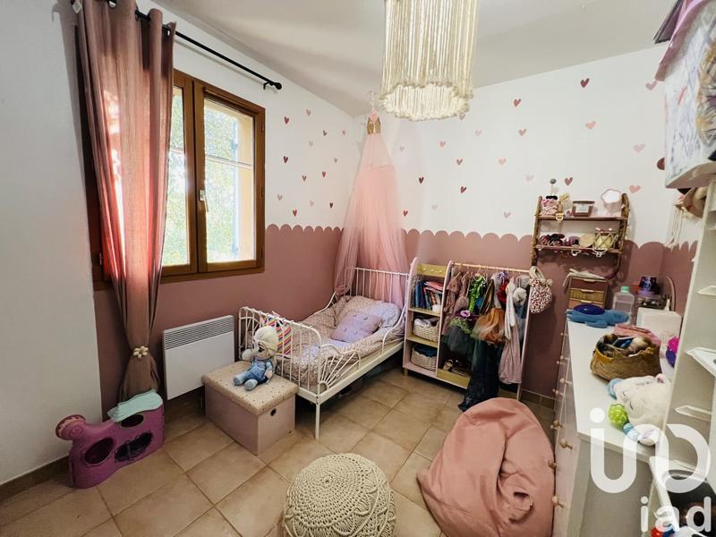 Maison - 99 m² - 5 pièces