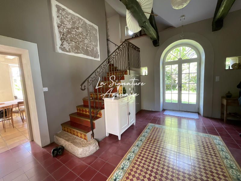 Maison - 344 m² - 8 pièces