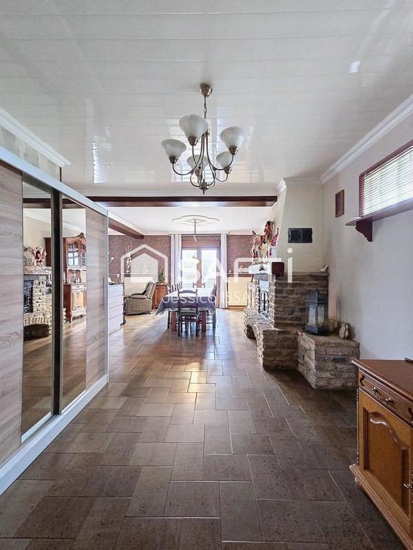 Maison - 160 m² - 6 pièces